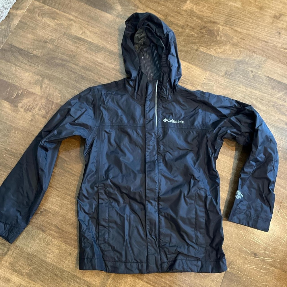 Youth black Columbia omni tech rain jacket gorp outdoors sz8